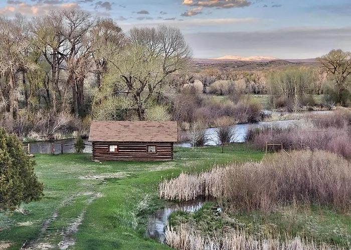 Stunning With Fire Pit In Saratoga, Wyoming