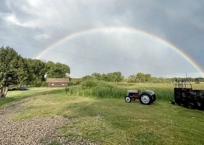Stunning With Fire Pit In Saratoga, Wyoming Saratoga