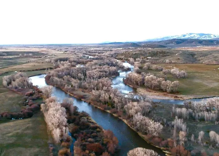 Сasa de vacaciones Stunning With Fire Pit In Saratoga, Wyoming *